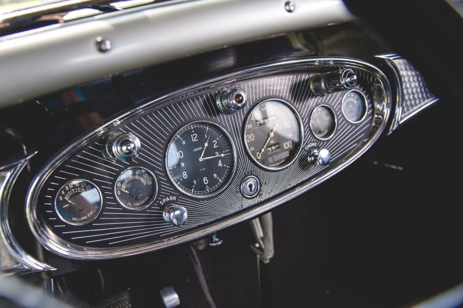 Панель приборов Cadillac V8 355-A Roadster by Fleetwood (4502) 1931 года  (фото 27 из 29)